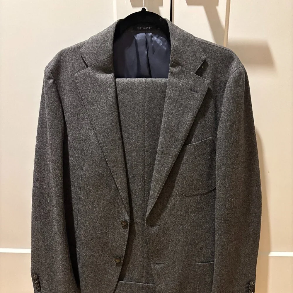 Gray Flannel Suit from Suitsupply 42R, 34x32 Pants - Picture 1 of 5